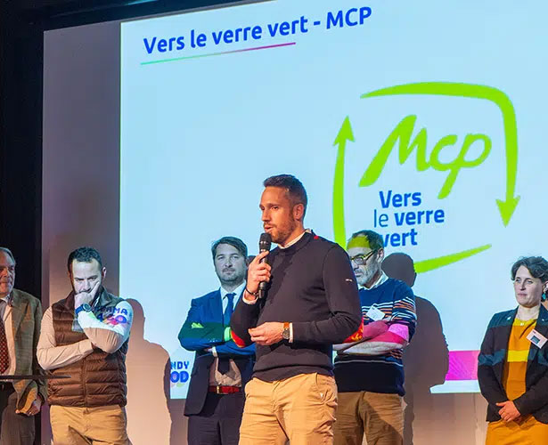 Vers le verre vert : le programme de recyclage des vitrages, 100% “made in Normandie” - lechodelabaie.fr